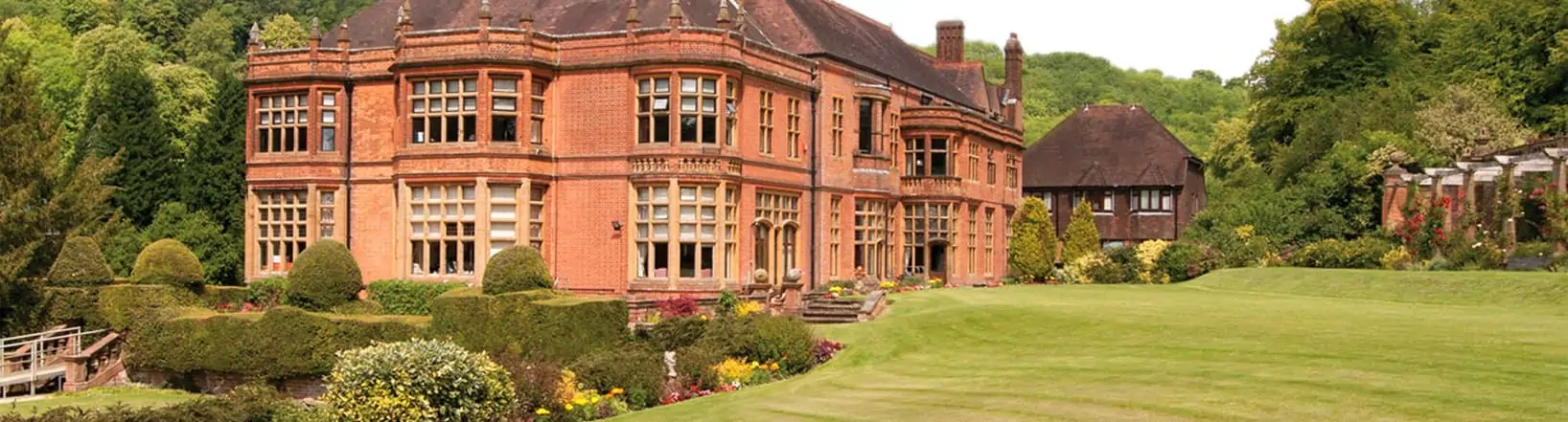 WOLDINGHAM SCHOOL (DISCOVERY SUMMER)